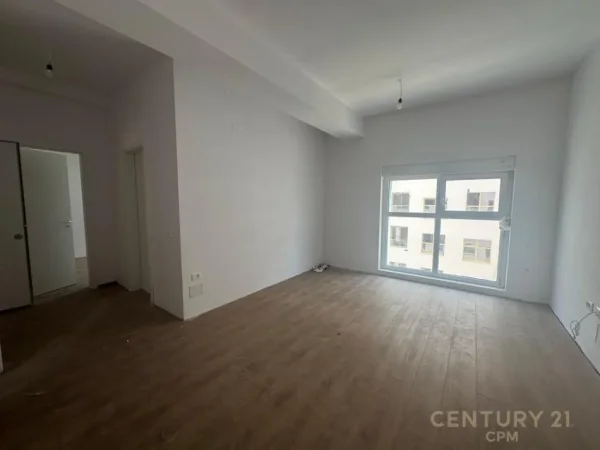 Tirane, shes apartament 1+1 Kati 5, 61 m² 90.000 € (Mangalem)