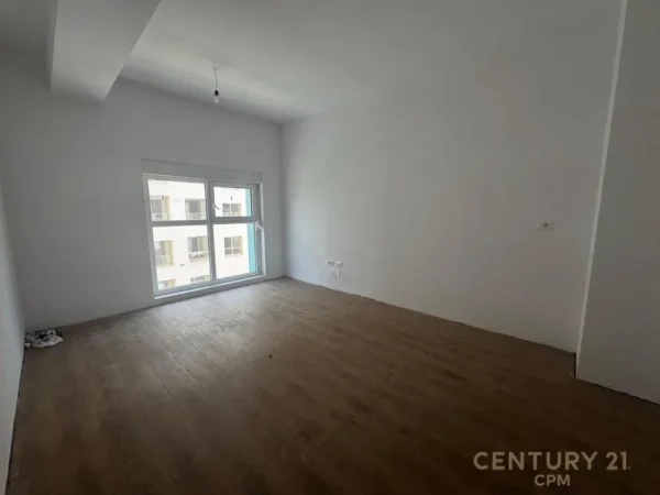 Tirane, shes apartament 1+1 Kati 5, 61 m² 90.000 € (Mangalem)