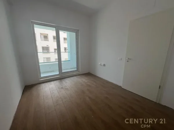 Tirane, shes apartament 1+1 Kati 5, 61 m² 90.000 € (Mangalem)