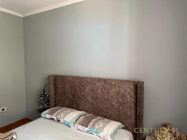 Tirane, shes Vile 2+1 Kati 3, 217 m² 340.000 € (Hipoteka)