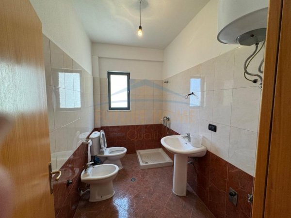 Durres, shitet apartament 1+1+Aneks+Ballkon Kati 4, 60 m² 61.000 € (Golem)