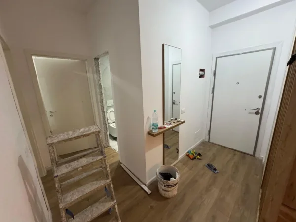 Tirane, jepet me qera apartament 2+1 Kati 4, 600 € 