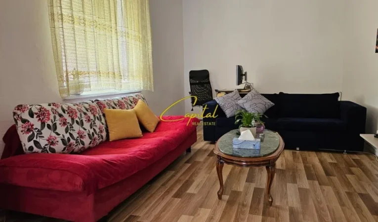 Tirane, jepet me qera apartament 1+1 Kati 3, 70 m² 500 € (RRUGA E DURRESIT)