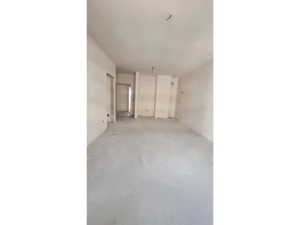 Tirane, shes apartament 1+1 Kati 5, 61 m² 75.000 € (QTU)