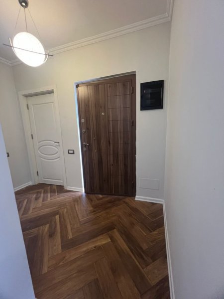 Tirane, shitet apartament 1+1+Ballkon Kati 4, 58 m² 110.000 € (Kongresi i Manastirit)