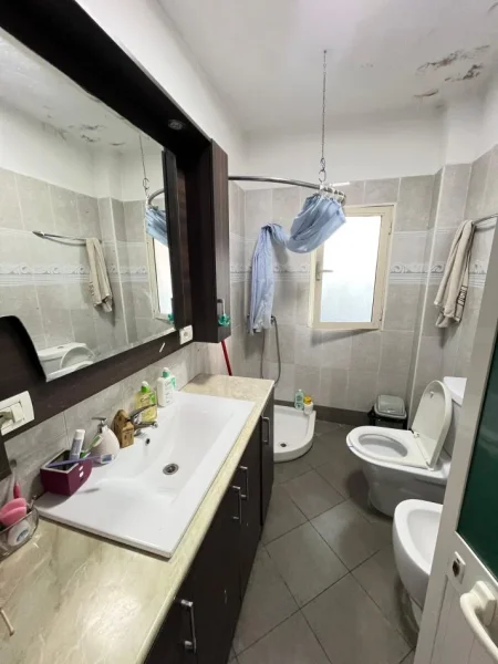 Tirane, shitet apartament 1+1+Ballkon Kati 3, 55 m² 98.000 € (Rtv Klan)