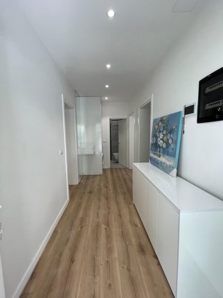 Tirane, jepet me qera shtepi 2+1 Kati 1, 850 € (Rruga e Kavajes, Qender)