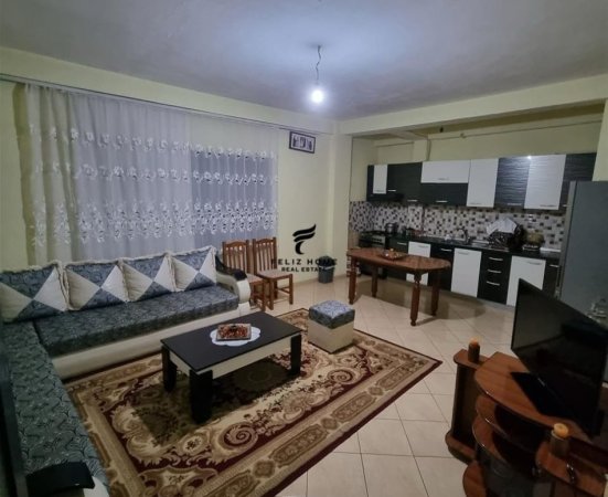 Tirane, jepet me qera apartament 1+1+Ballkon Kati 3, 70 m² 400 € (DON BOSKO)