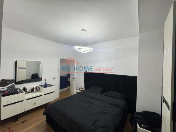 Tirane, shitet apartament 2+1+Ballkon Kati 9, 89 m² 155.000 € (Porcelan)