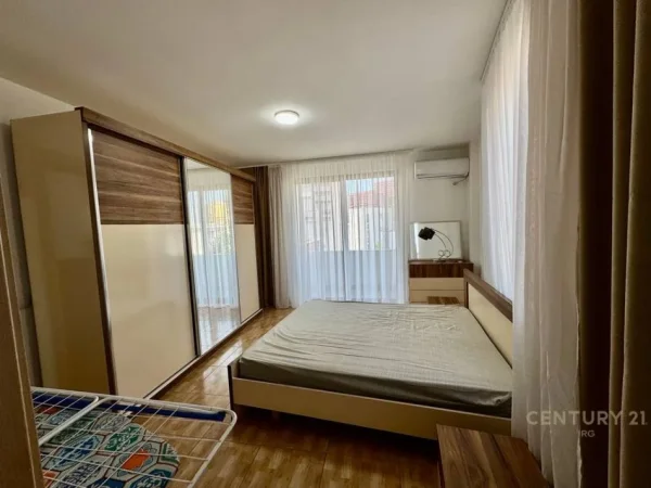 Tirane, jepet me qera apartament Kati 2, 123 m² 650 € 