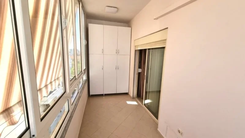 JEPET ME QERA SUPER APARTAMENT 2+1 TEK MINE PEZA 5 MIN NE KEMBE NGA SHESHI NE QENDER , Kati 6, 105 m² 600 €URO