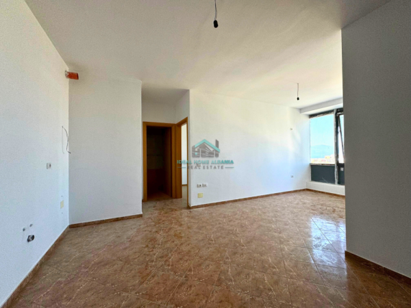 Vlore, shitet apartament 1+1 Kati 4, 60 m² 120.000 € (Skele)
