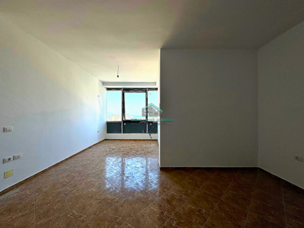 Vlore, shitet apartament 1+1 Kati 4, 60 m² 120.000 € (Skele)