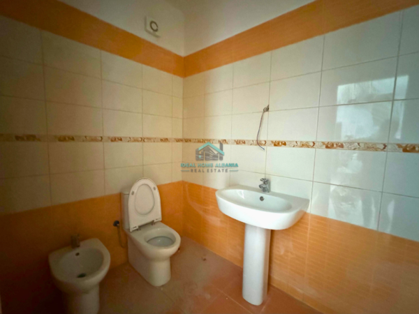 Vlore, shitet apartament 1+1 Kati 4, 60 m² 120.000 € (Skele)