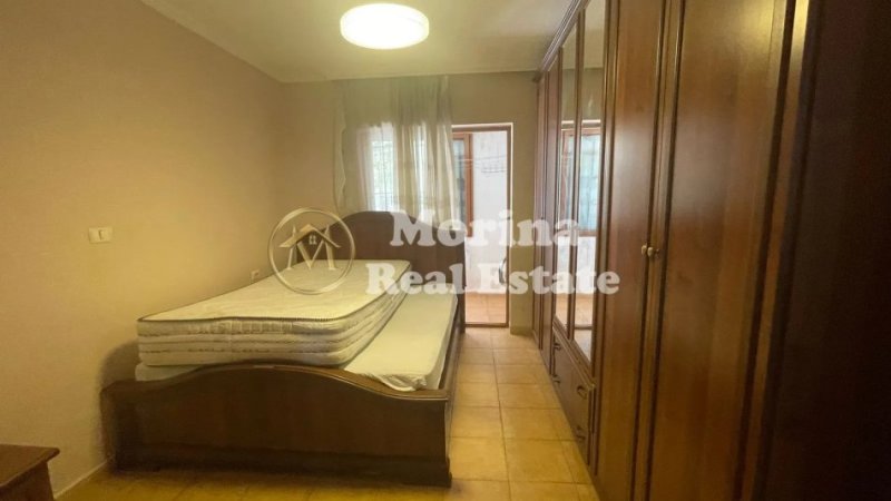 Tirane, jepet me qera apartament 2+1 Kati 1, 73 m² 380 € (Ali Demi)
