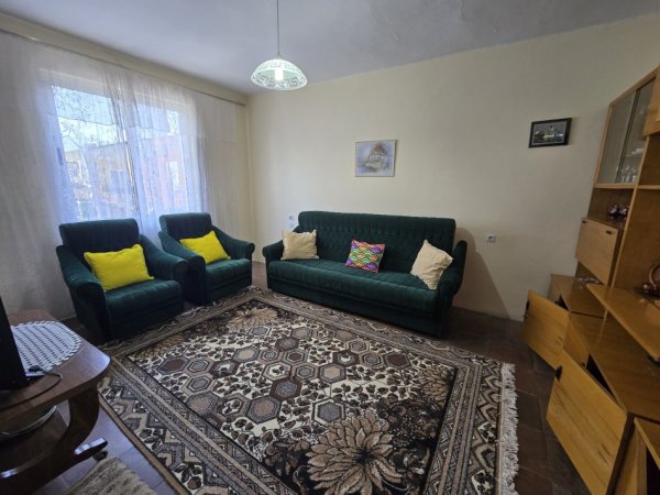 Tirane, jepet me qera apartament 2+1 Kati 5, 65 m² 550 € (sheshi willson)