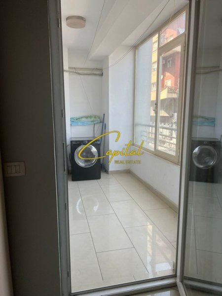 Tirane, jepet me qera apartament 1+1 Kati 2, 70 m² 450 € (ASTIR)