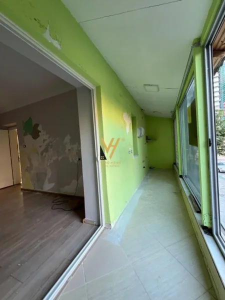 Tirane, jepet me qera zyre Kati 1, 60 m² 750 € (RRUGA IRFAN TOMINI)