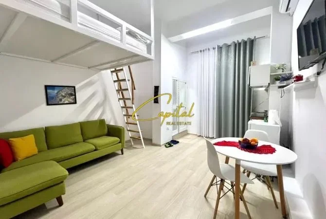 Tirane, jepet me qera apartament 1+1 Kati 2, 45 m² 600 € (ISH BLLOKU)