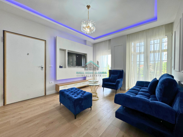 Vlore, shitet apartament 2+1+Ballkon Kati 2, 76 m² 179.000 € (UJE I FTOHTE)