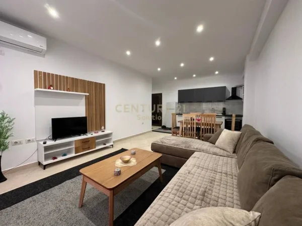 Tirane, jepet me qera apartament 2+1 Kati 6, 120 m² 500 € (lori ligori)