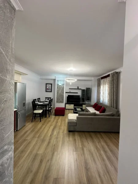 Tirane, shitet apartament 2+1 , 101 m² 147.000 € (Rruga e Qelqit)