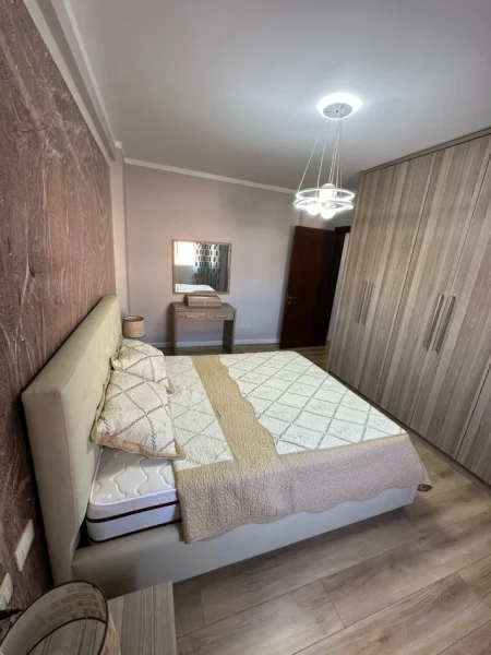 Tirane, shitet apartament 2+1 , 101 m² 147.000 € (Rruga e Qelqit)