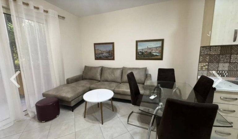 APARTAMENT  2+1  600 € (KODRA E DIELLIT)