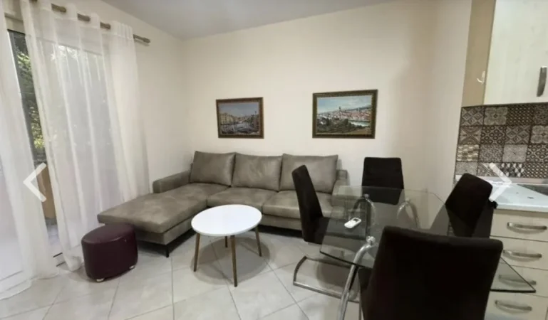 APARTAMENT  2+1  600 € (KODRA E DIELLIT)