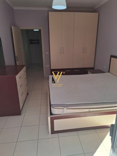 Tirane, jepet me qera apartament 1+1+Ballkon Kati 3, 70 m² 400 € (ASTIR)