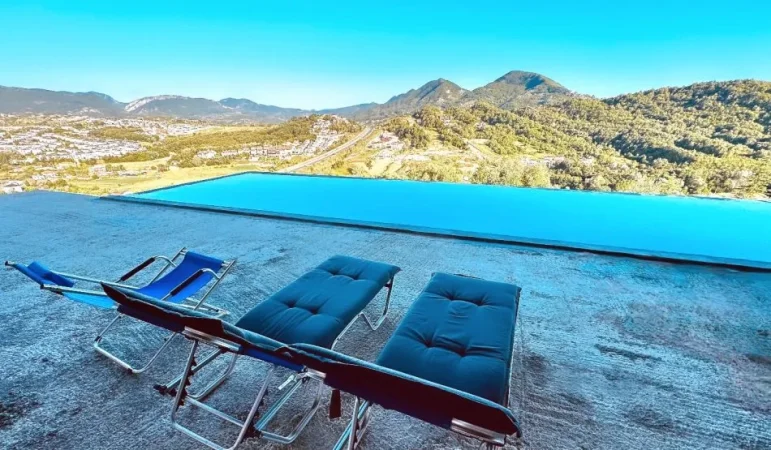 Tirane, shitet Vile 2 Katshe , 350 m² (teg)