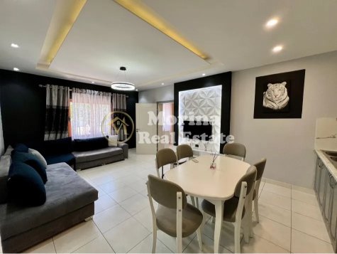 Tirane, jepet me qera shtepi 1+1 Kati 1, 90 m² 600 € (Sheshi Shqiponja)