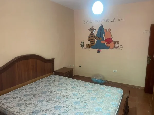 Tirane, shitet apartament 2+1+Ballkon Kati 3, 76 m² 120.000 € (Rruga Xhanfize Keko, Xhamllik)