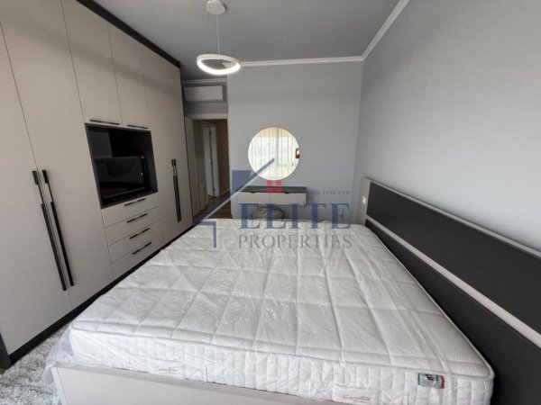 Tirane, jepet me qera apartament 2+1+Ballkon Kati 3, 110 m² 1.500 € 
