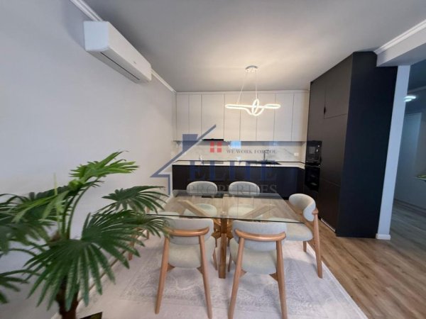 Tirane, jepet me qera apartament 2+1+Ballkon Kati 3, 110 m² 1.500 € 