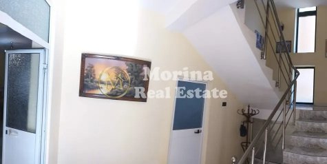 Tirane, jepet me qera shtepi 3 Katshe , 270 m² 2.000 € (Don Bosko)