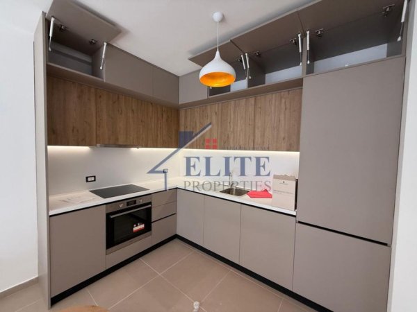 Tirane, jepet me qera apartament 1+1+Ballkon Kati 2, 54 m² 700 € 