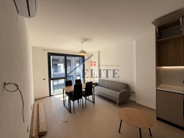 Tirane, jepet me qera apartament 1+1+Ballkon Kati 2, 54 m² 700 € 