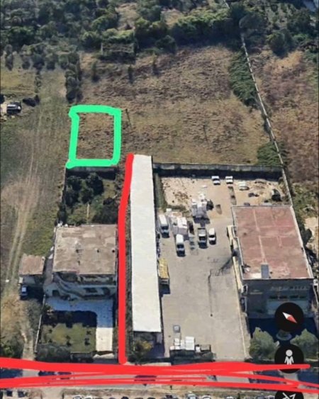 Tirane, jepet me qera toke , 470 m² (Prane Top Channel)