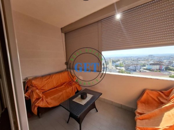 Durres, jepet me qera apartament 2+1+Ballkon Kati 6, 100 m² 400 € (ish URT)