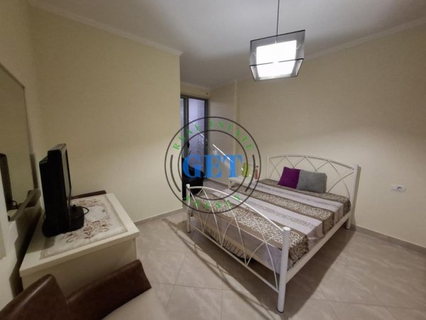 Durres, jepet me qera apartament 2+1+Ballkon Kati 6, 100 m² 400 € (ish URT)