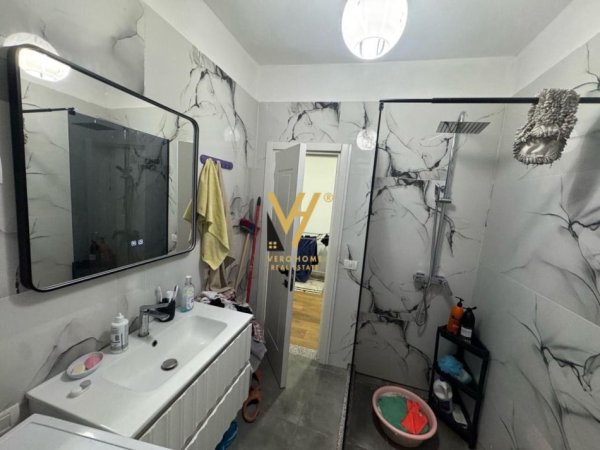Tirane, shitet apartament 2+1+Ballkon Kati 9, 90 m² 155.000 € (PORCELAN)