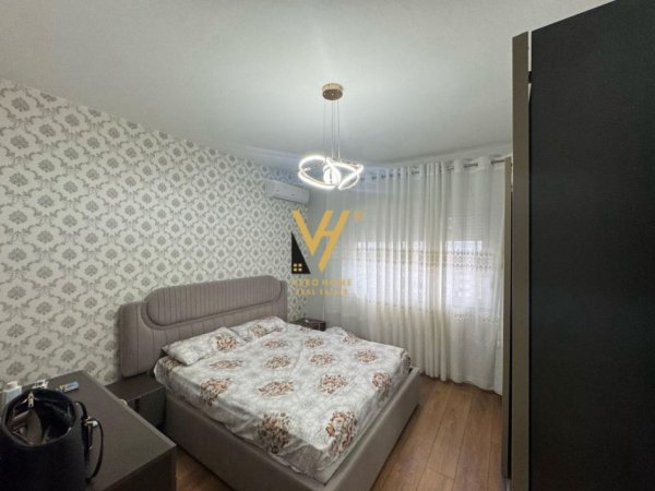 Tirane, shitet apartament 2+1+Ballkon Kati 9, 90 m² 155.000 € (PORCELAN)