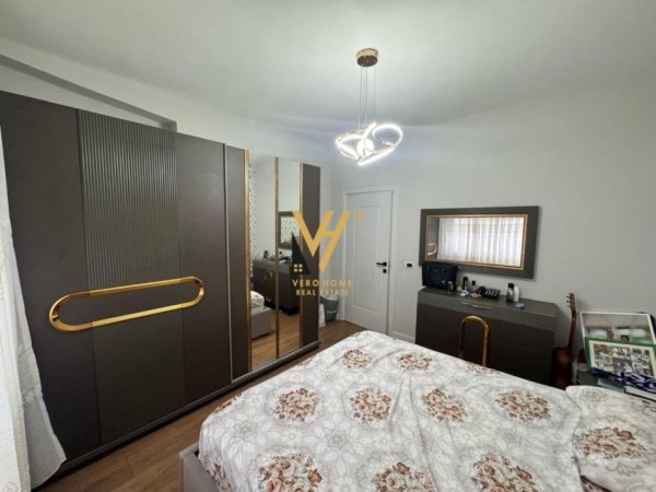 Tirane, shitet apartament 2+1+Ballkon Kati 9, 90 m² 155.000 € (PORCELAN)
