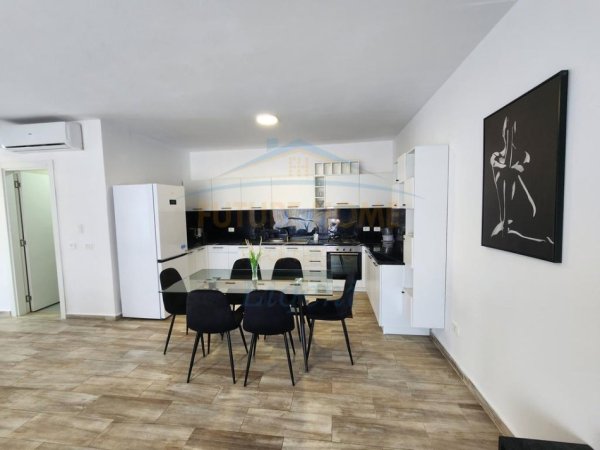 0683487469 Tirane, jepet me qera apartament 3+1 Kati 0, 135 m² 1.000 € (KODRA E DIELLIT 2)