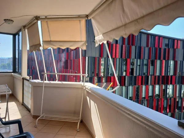 Tirane, jepet me qera apartament 1+1+Ballkon Kati 5, 70 m² 800 € (AIR ALBANIA)