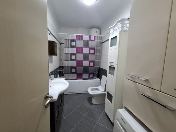 Durres, jepet me qera apartament 2+1 Kati 6, 100 m² 400 € 