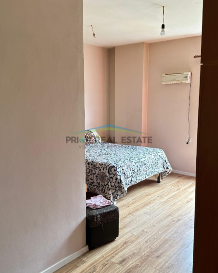 Tirane, jepet me qera apartament 2+1+Ballkon Kati 4, 103 m² 420 € (Fresku)