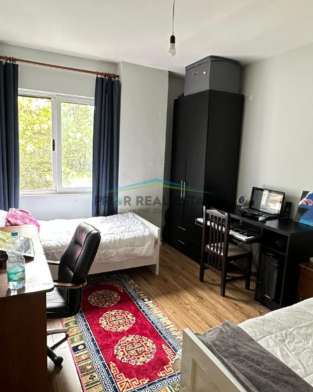 Tirane, jepet me qera apartament 2+1+Ballkon Kati 4, 103 m² 420 € (Fresku)