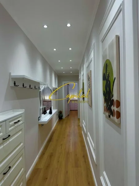 Tirane, jepet me qera apartament 2+1 Kati 11, 100 m² 850 € (RRUGA E KAVAJES)